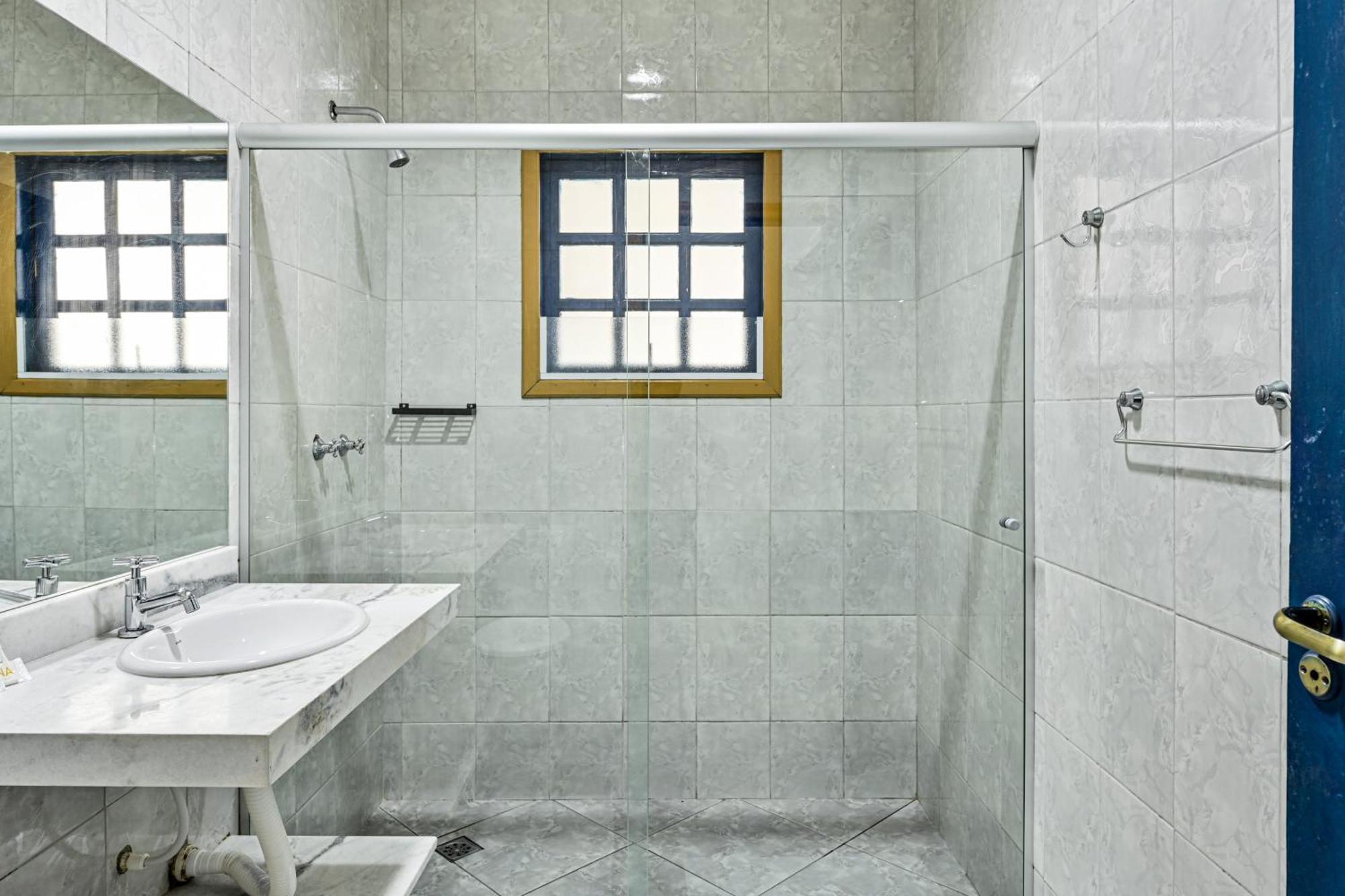 Pousada Da Tina Ubatuba Phòng bức ảnh